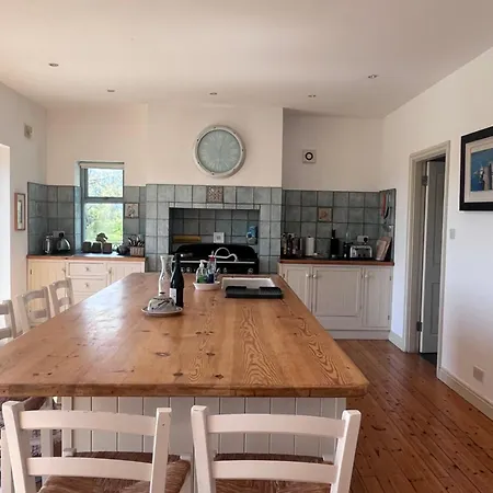 Schull Coastal Rural Hideaway 5 Night Min Ferienhaus *